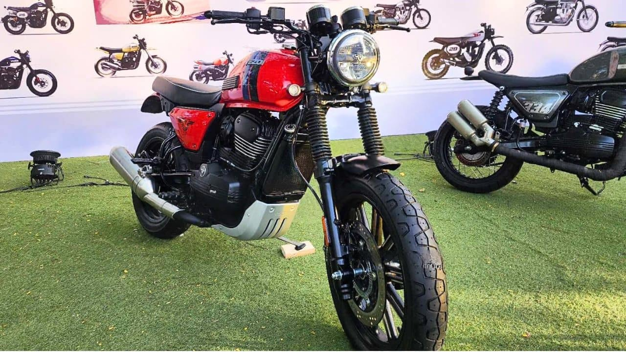 Yezdi Streetfighter 334