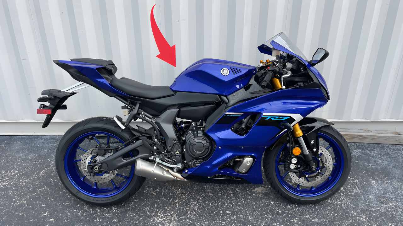 Yamaha YZF-R7 2025